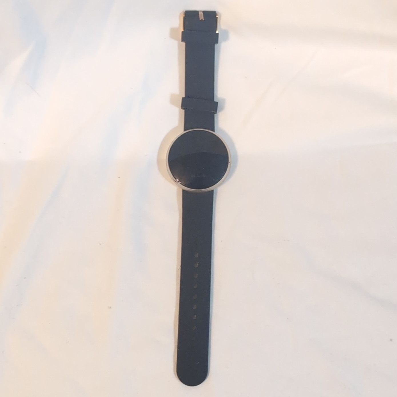 Nozlun Smart Watch 45mm Heart Rate Touchscreen Black Silicone Band Silver