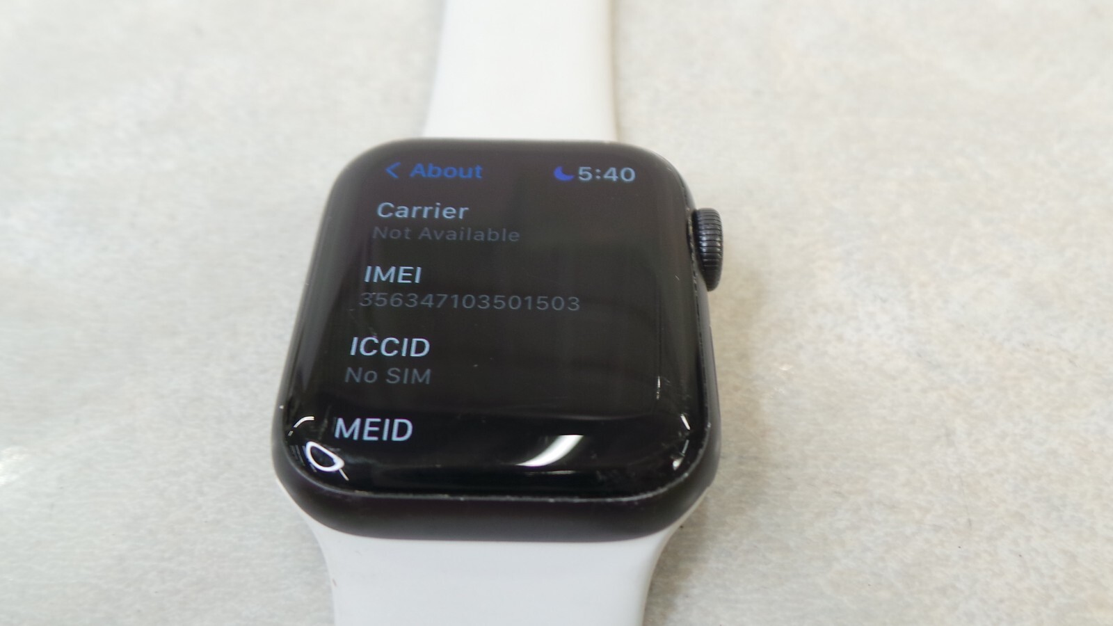 Apple Watch Series 5 40mm Stainless Steel GPS + Cellular A2094