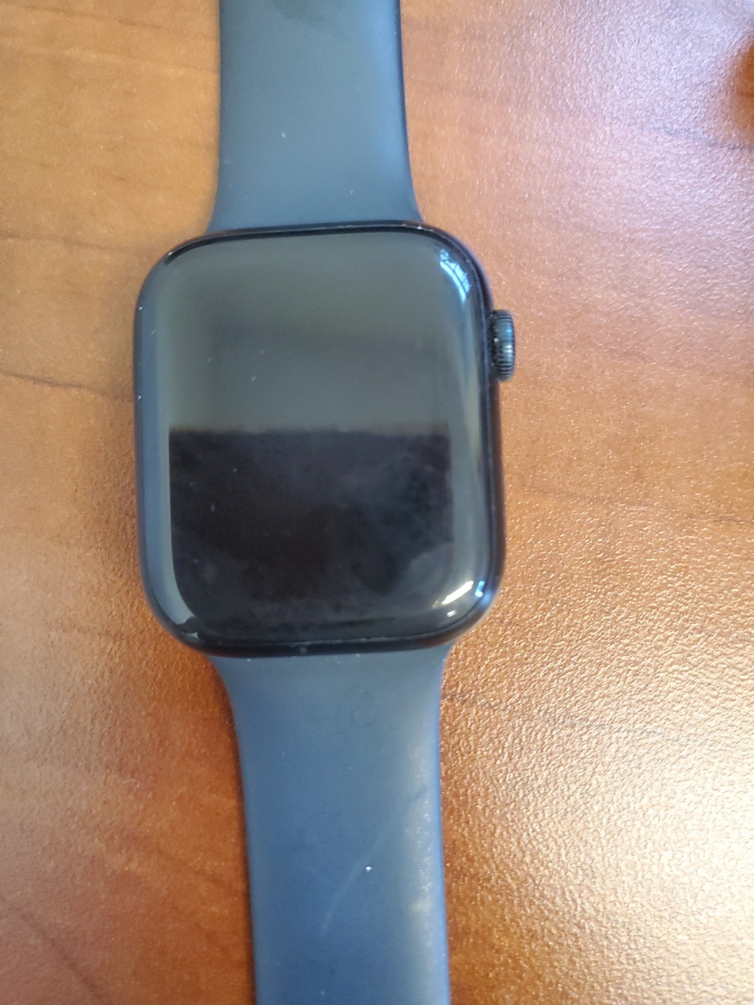 Apple Watch Series 8 41mm Midnight Aluminum Case Sport Band, S/M (GPS)