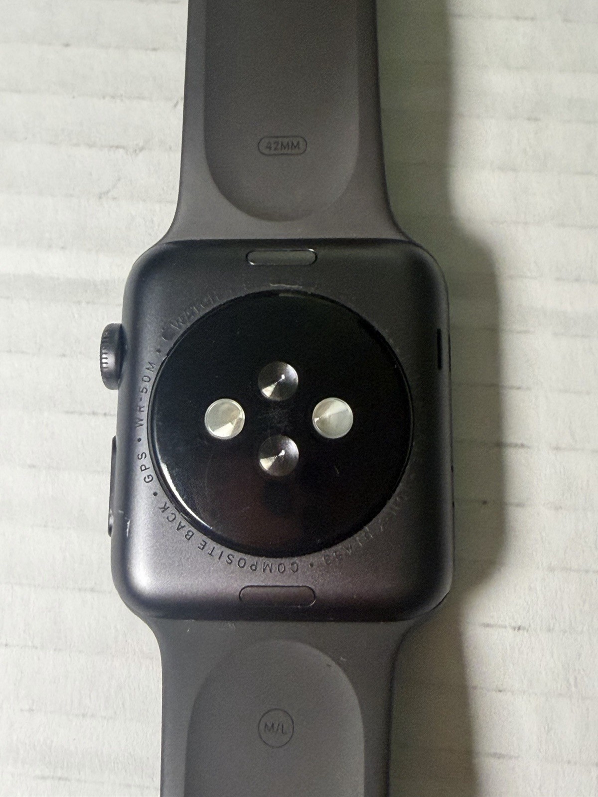 Apple Watch Series 3 42mm LOCKED read description