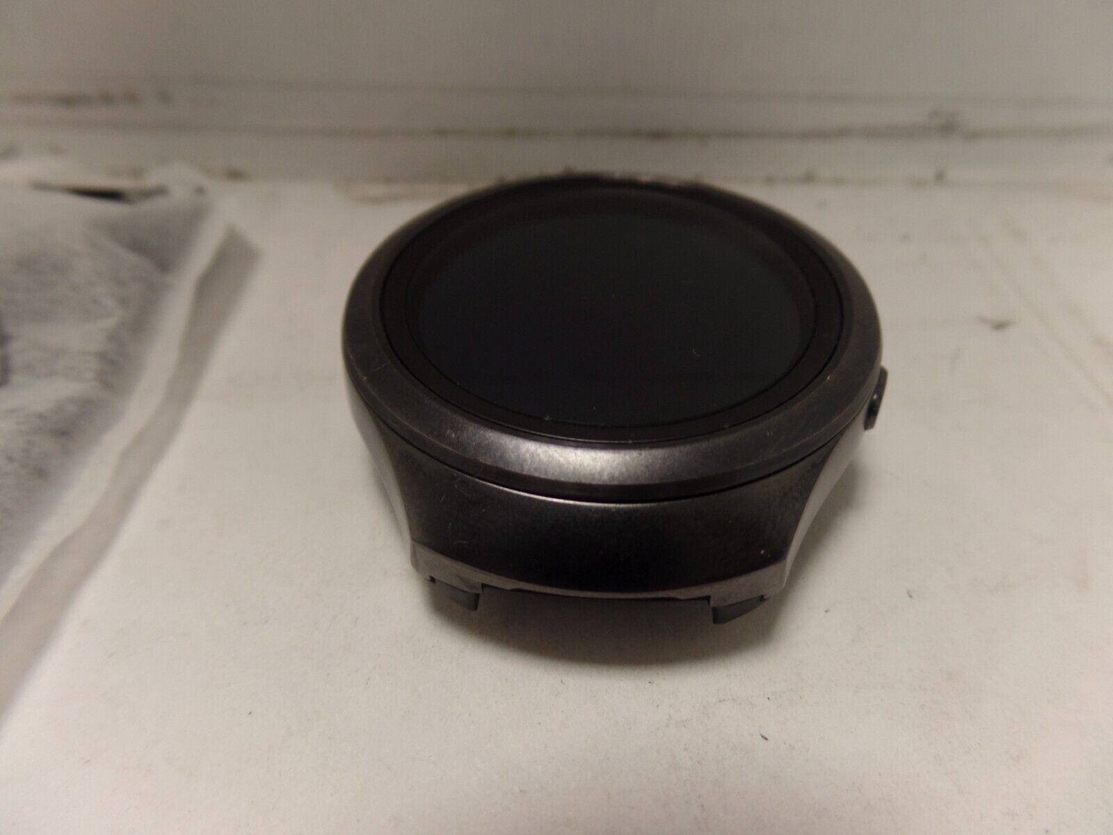 Samsung Gear S2 SM-R730V Verizon Smartwatch 44mm Ceramic – Black Elastomer AS-IS