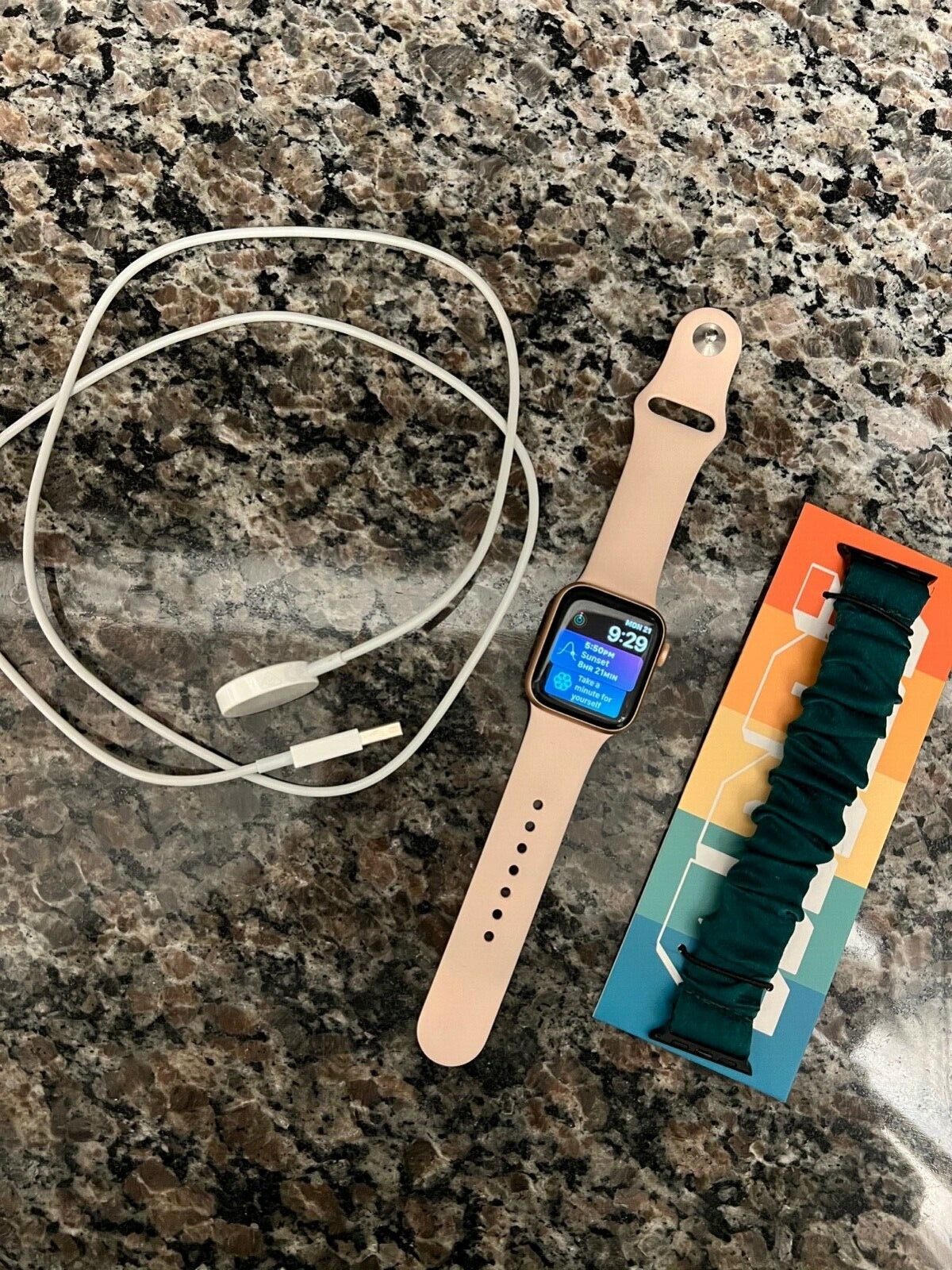 Apple Watch Series 5 40mm with cellular
