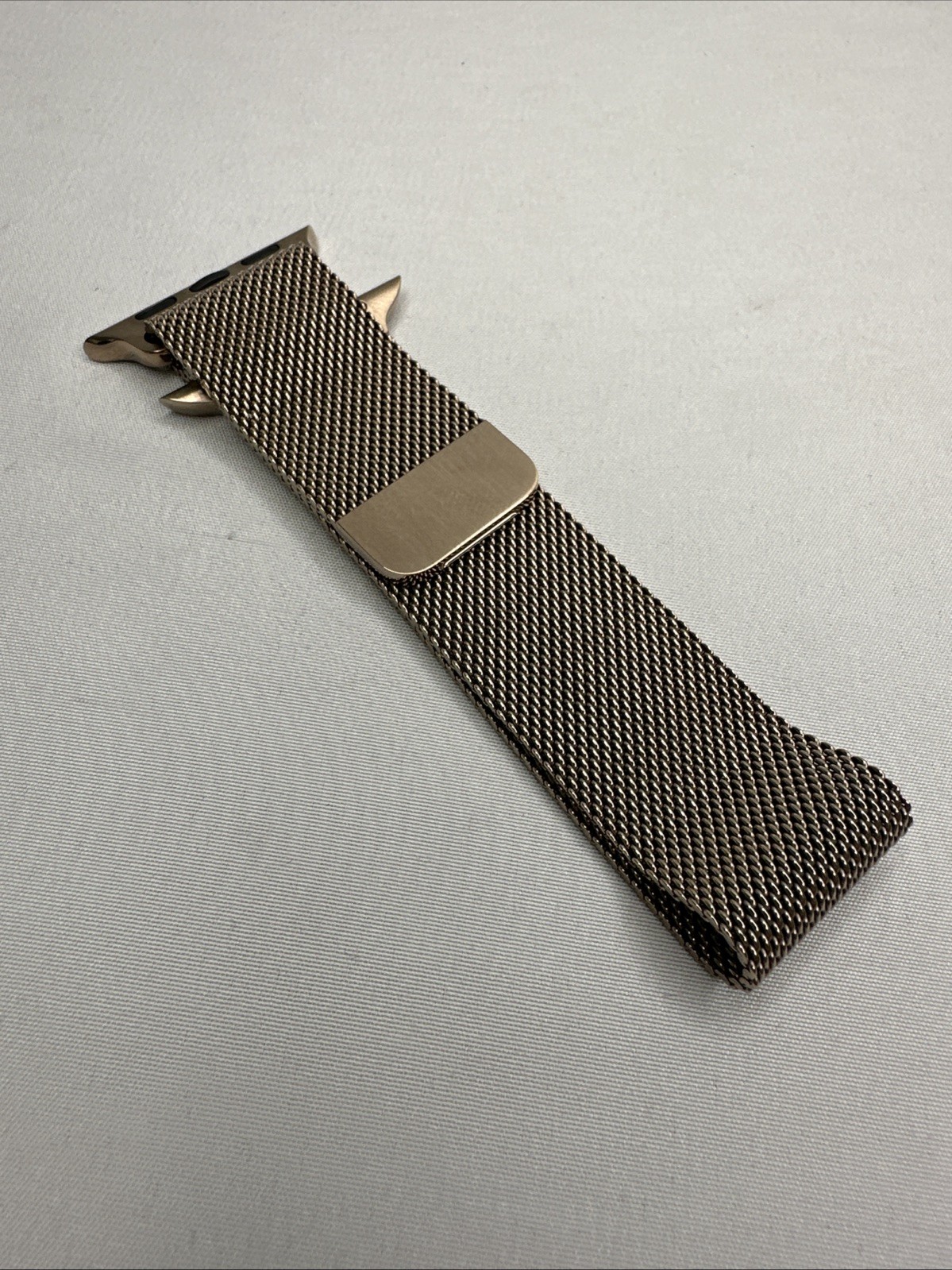 Apple Series 6 40MM GPS + CELLULAR Watch w/ Milanese Loop