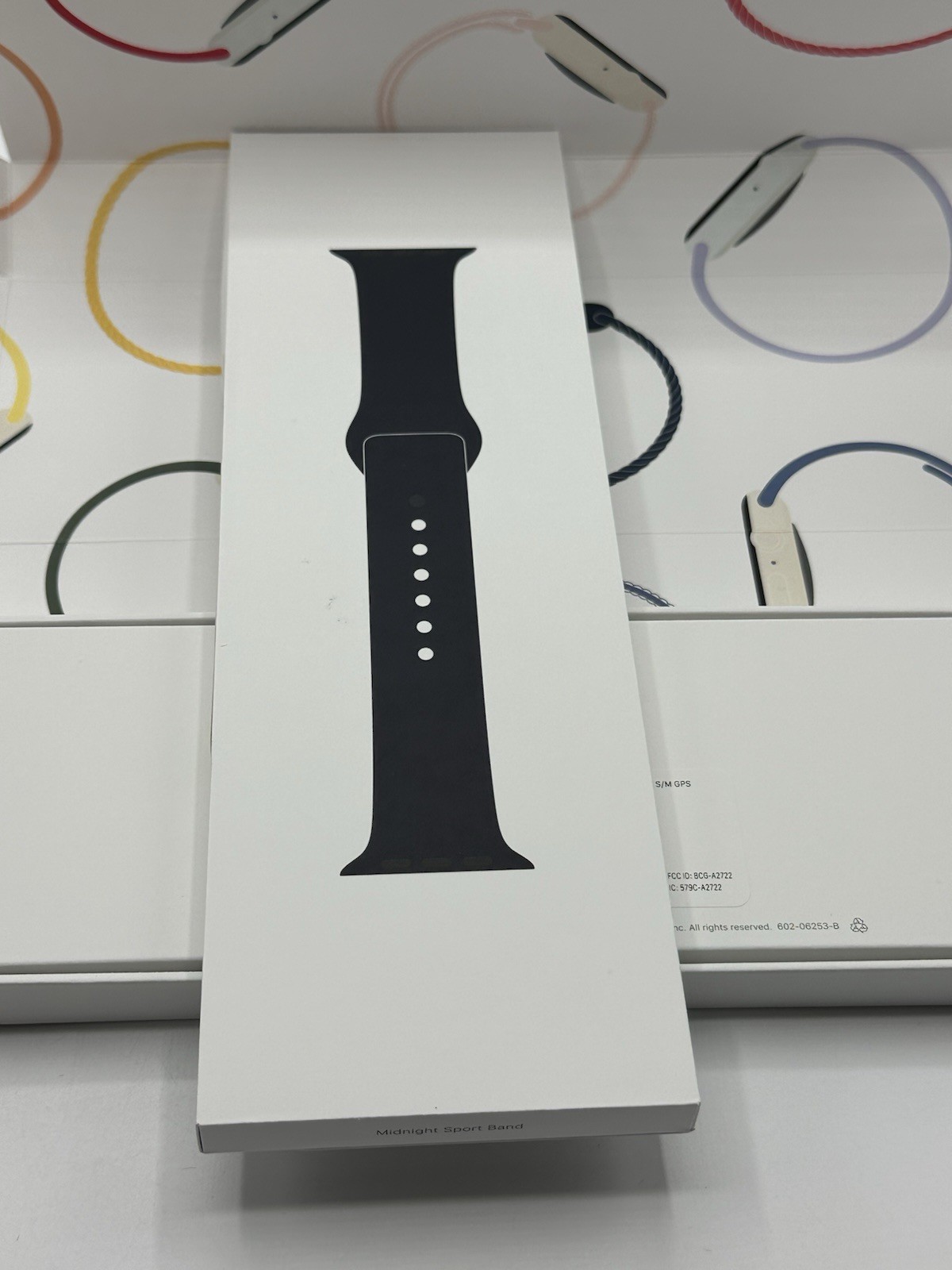 MXE73LL/A Apple Watch SE (Gen 2) 40mm Midnight Al Mid SB S/M GPS