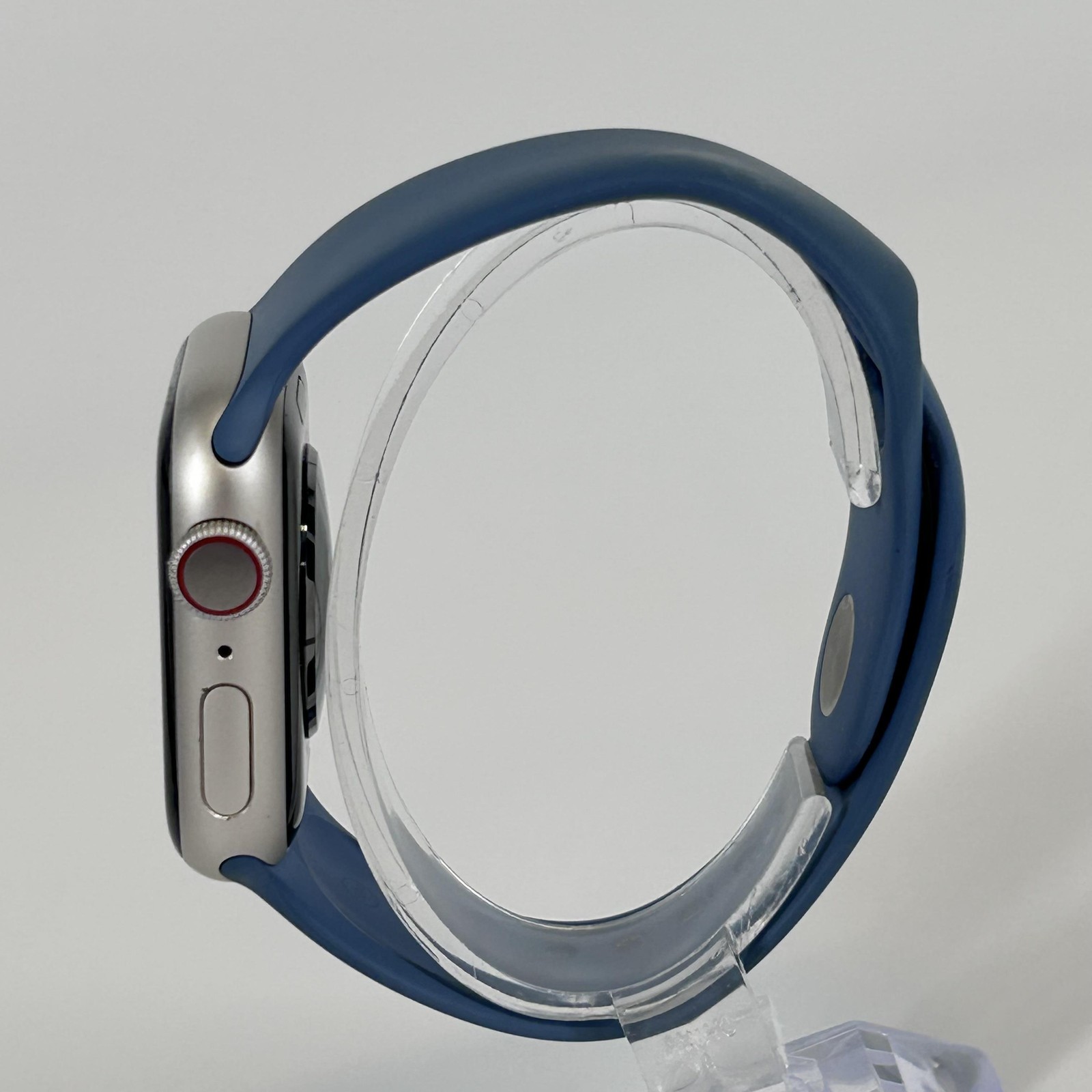 Apple Watch (Series 9) 41mm Starlight Aluminum (LTE) w/ Blue Sport – Good