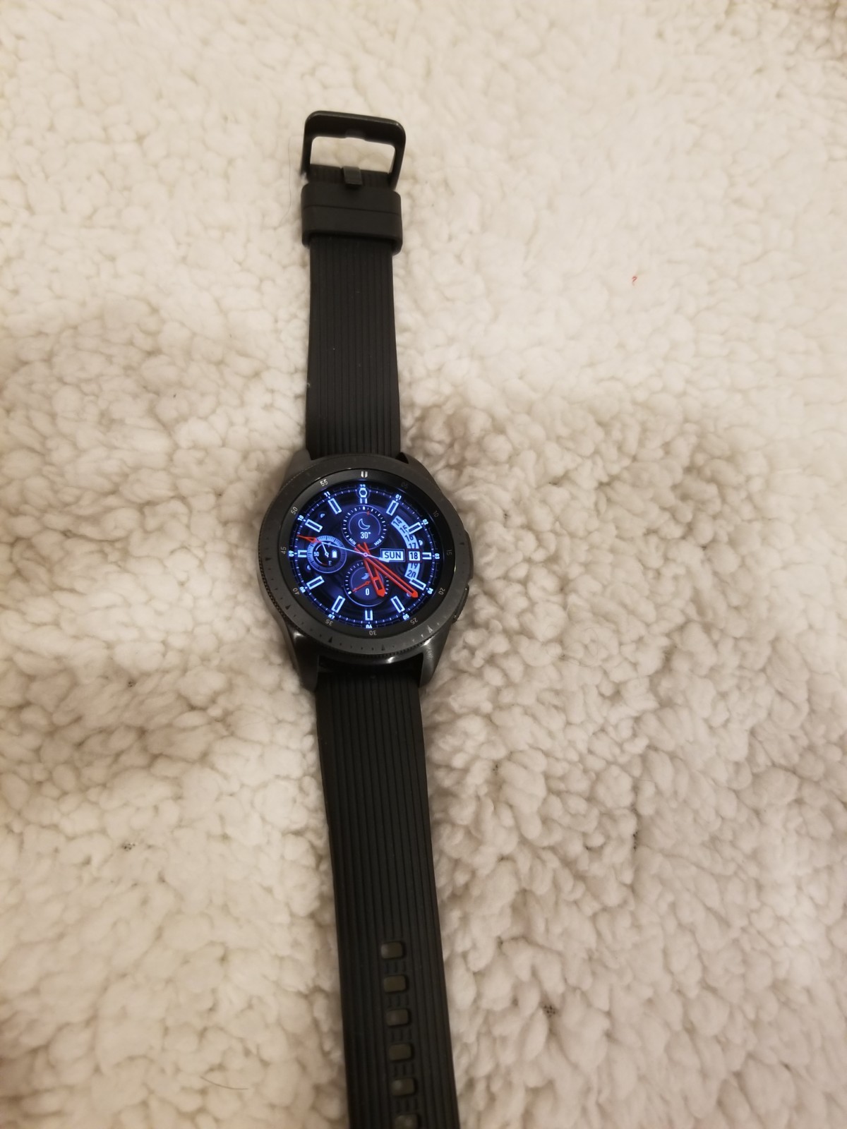 Samsung Galaxy Watch SM-R810 42mm Midnight Black Case Classic Buckle Onyx Black