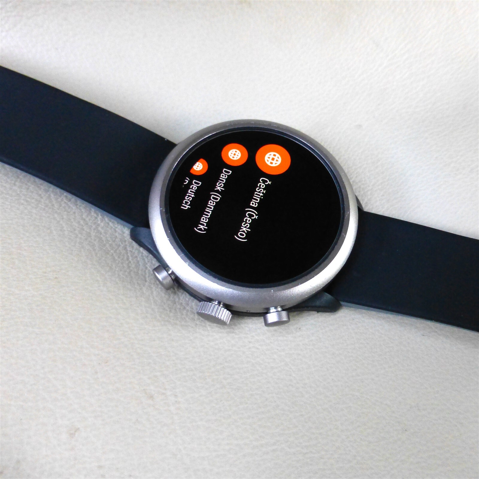 NO GPS FTW4019 Fossil Sport men’s 43mm Silicone Fitness Smartwatch Gray Bundle