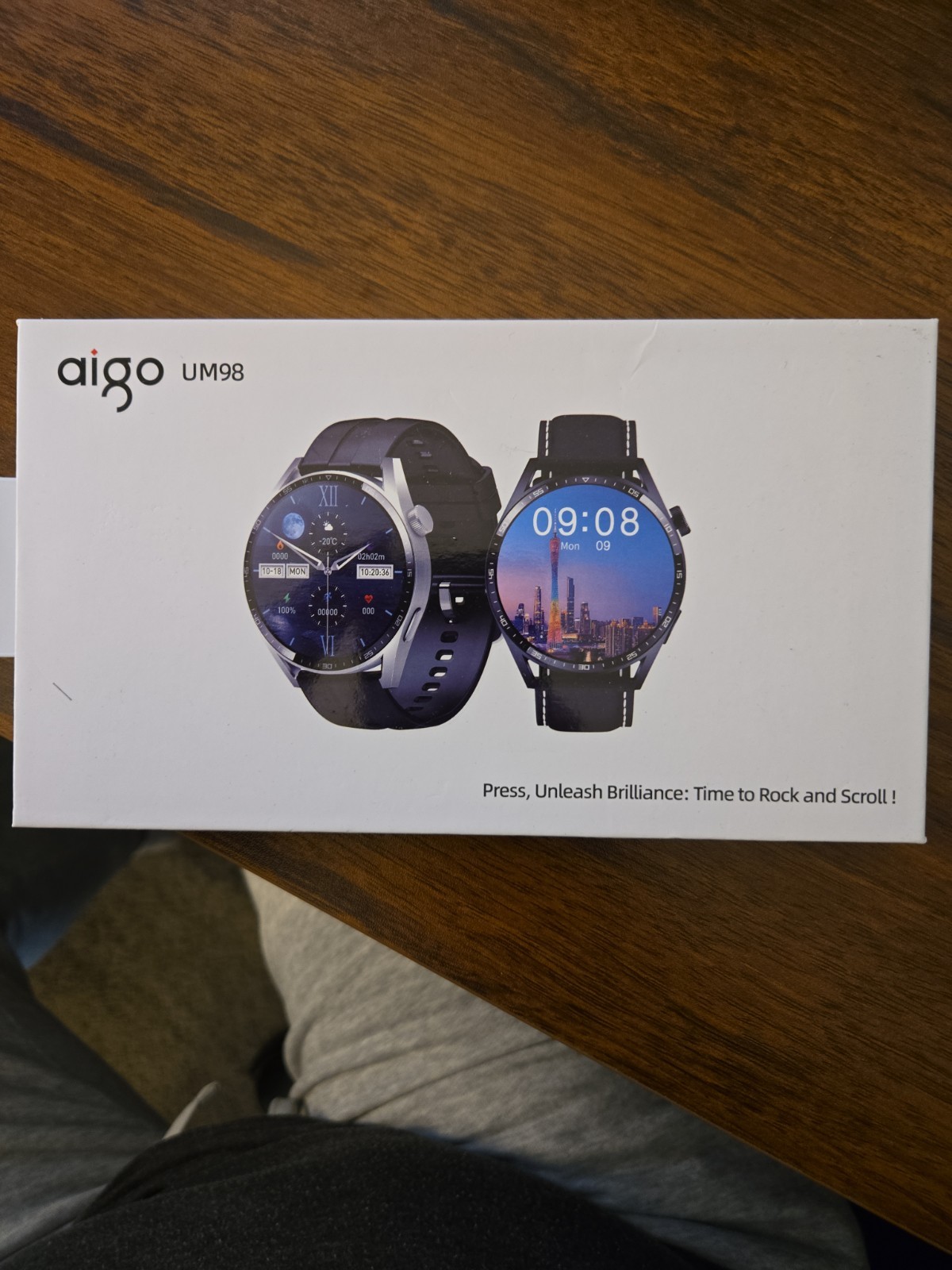 aigo UM98 Smart Watch Black Silicone Band Silver Metal Case