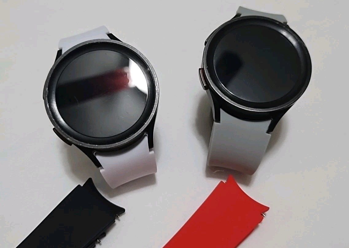 Samsung Galaxy Watch5 Pro 45m + Charge Multicolor Band Light Scratch Works Great