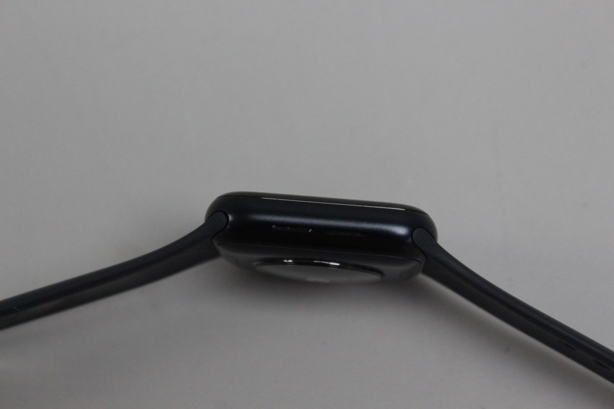 Apple Watch SE 3rd Gen 40mm Black Case Smartwatch (C31032253)