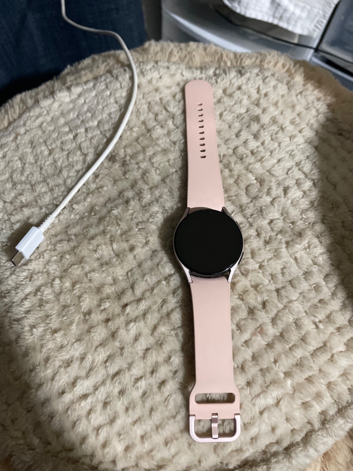Samsung Galaxy Watch4 SM-R860 40mm Aluminum Case with Sport Band – Pink Gold…