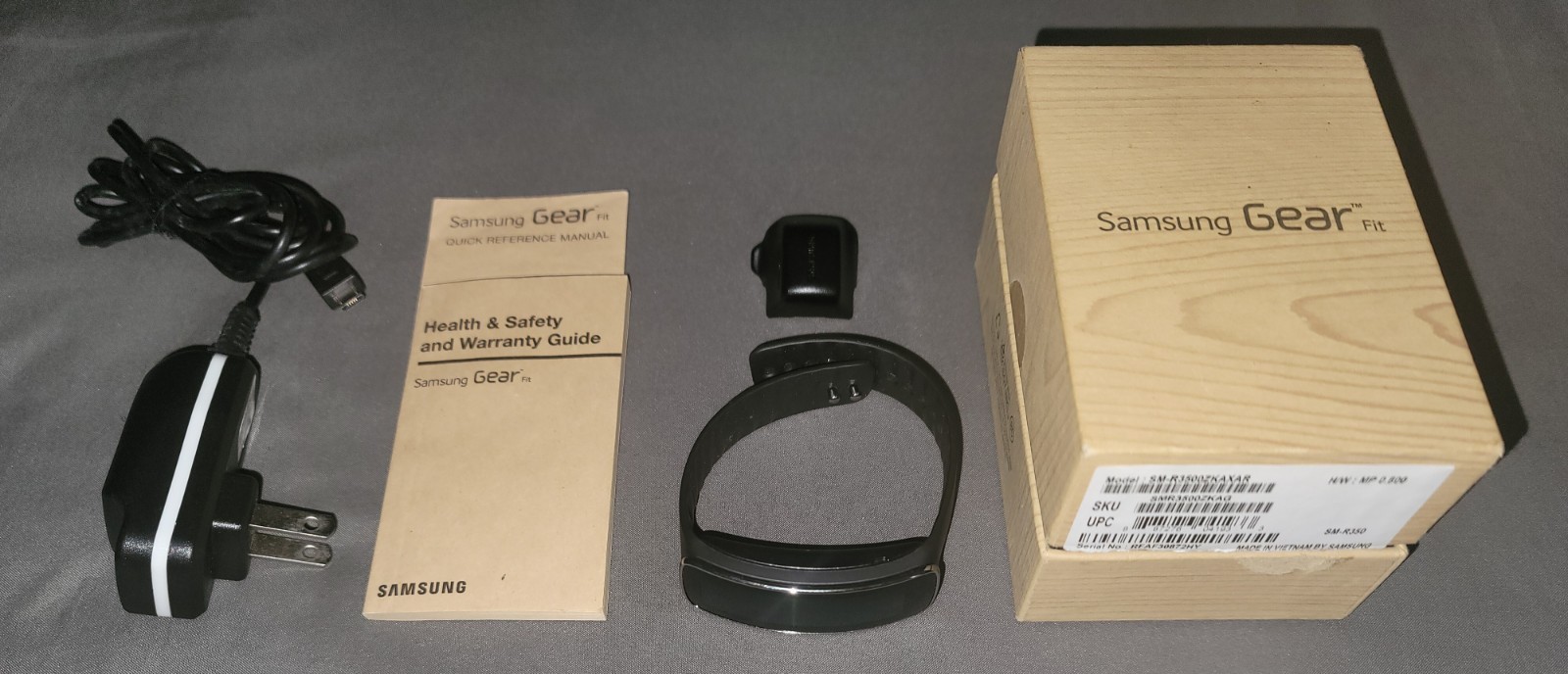 Samsung Galaxy Gear Fit Smart Watch Activity Tracker – Black (SM-R350) WORKS!
