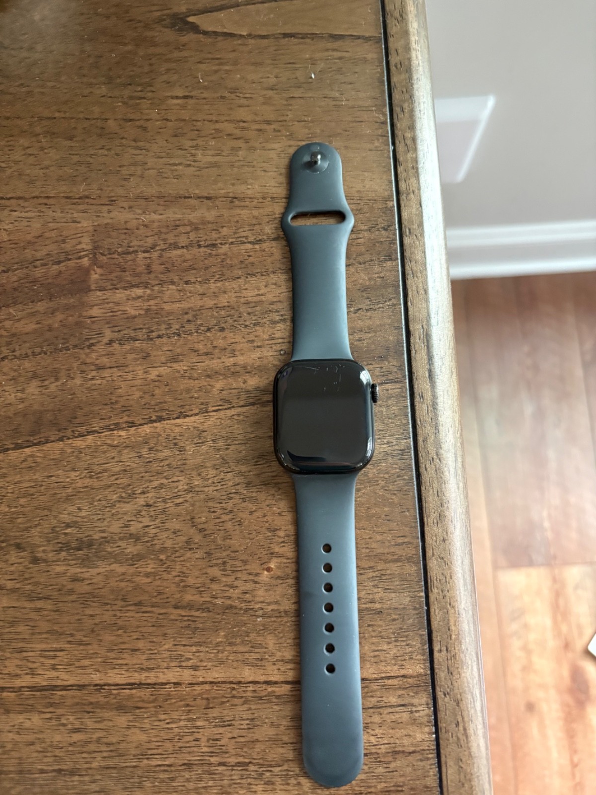 Apple Watch Series 10 [GPS 42mm case] Smartwatch with Jet Black Aluminum Case