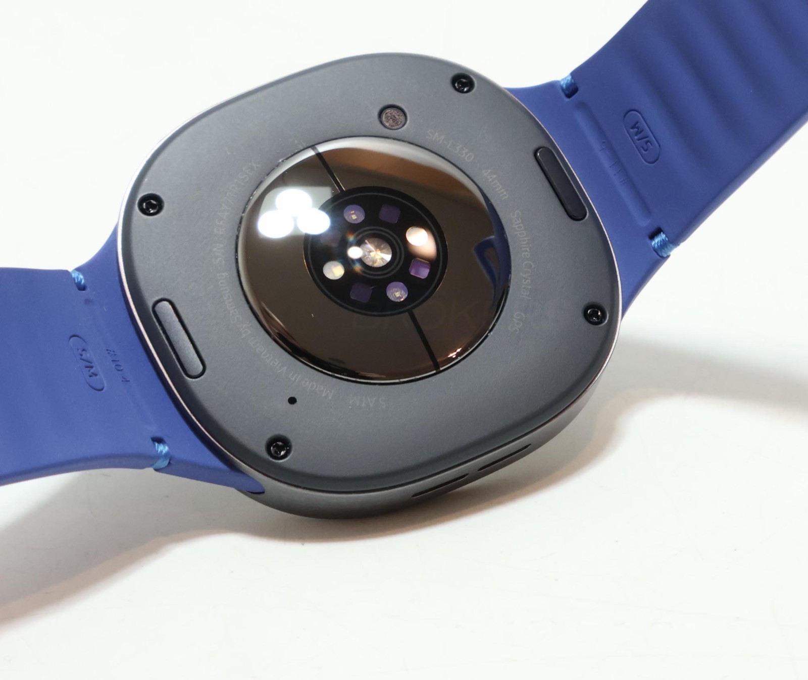 Samsung Galaxy Watch 8 44mm Aluminum (Bluetooth + WiFi) SM-L330