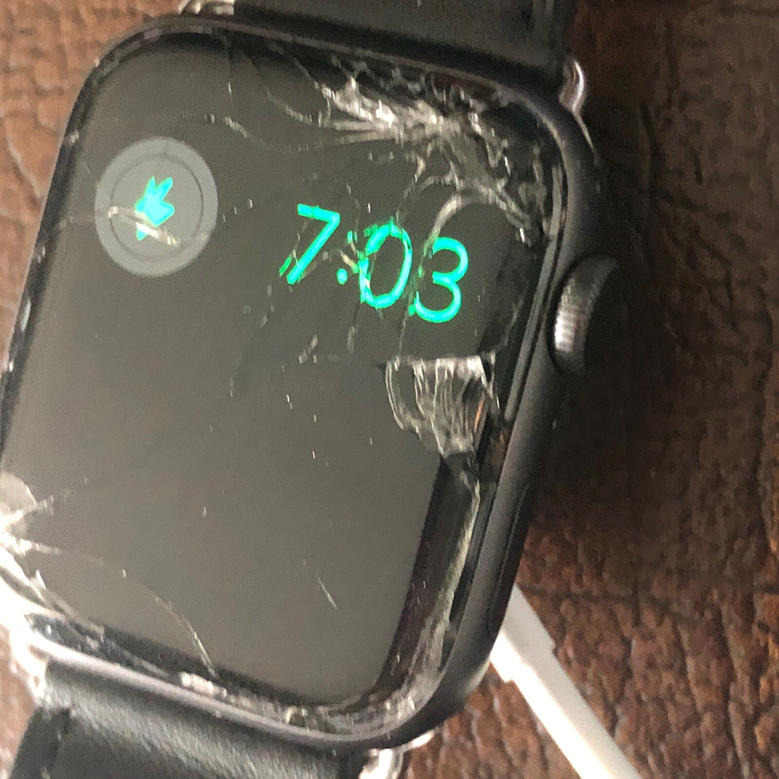 Apple Watch Series 4 44mm Space Gray GPS with Cracked Screen