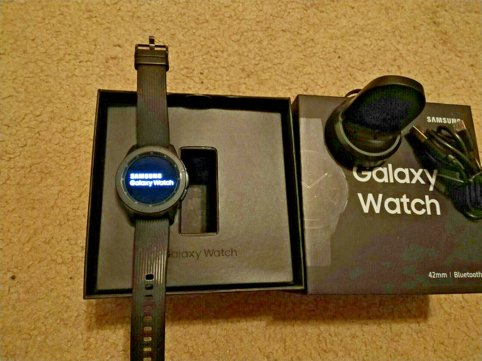 Samsung Galaxy Watch SM-R810 42mm Bluetooth Midnight Black, READ