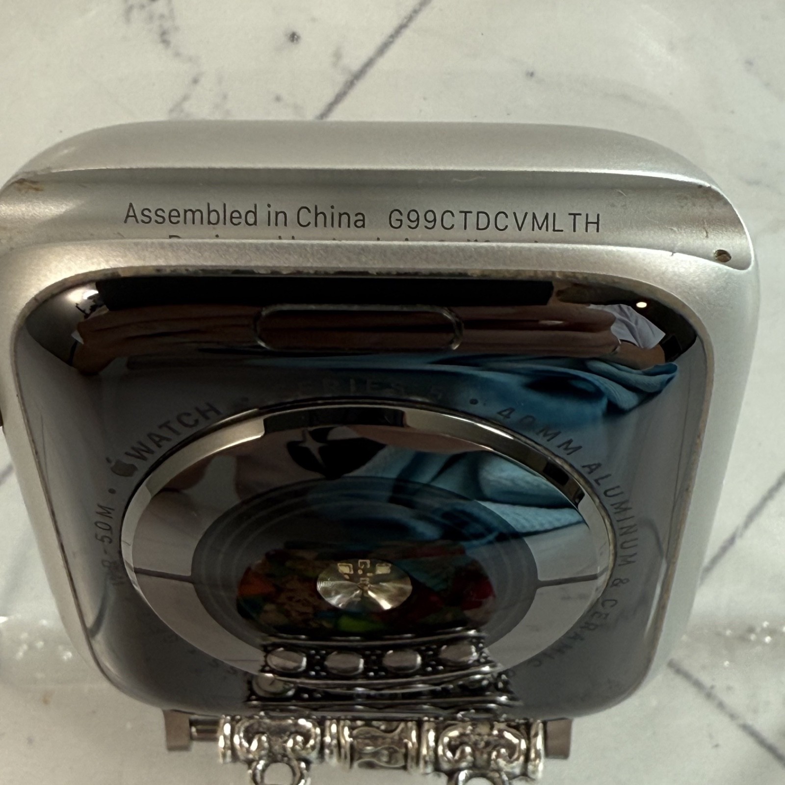 Apple Watch Series 5 40mm Silver GPS WiFi Smartwatch #H94