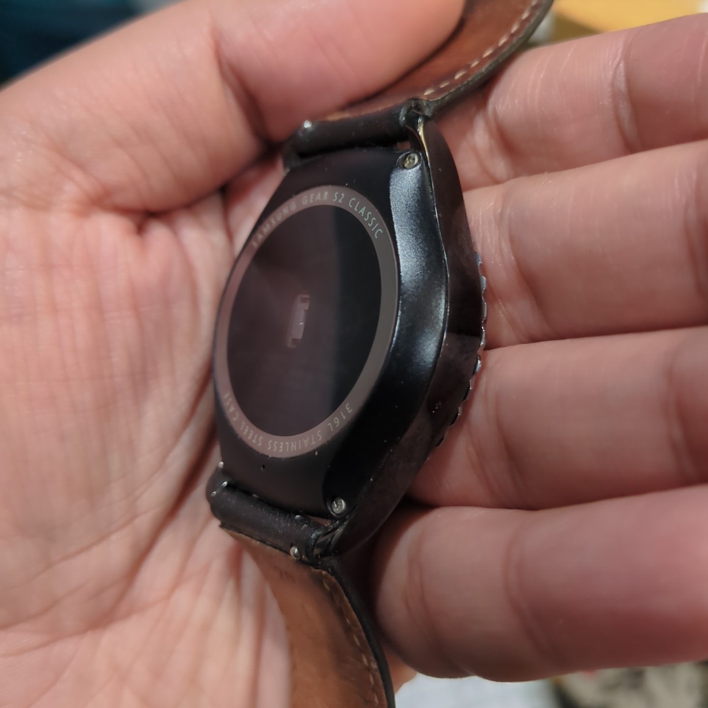 Working Samsung Gear S2 Classic Unisex Smartwatch 44mm Black Leather -Only Watch