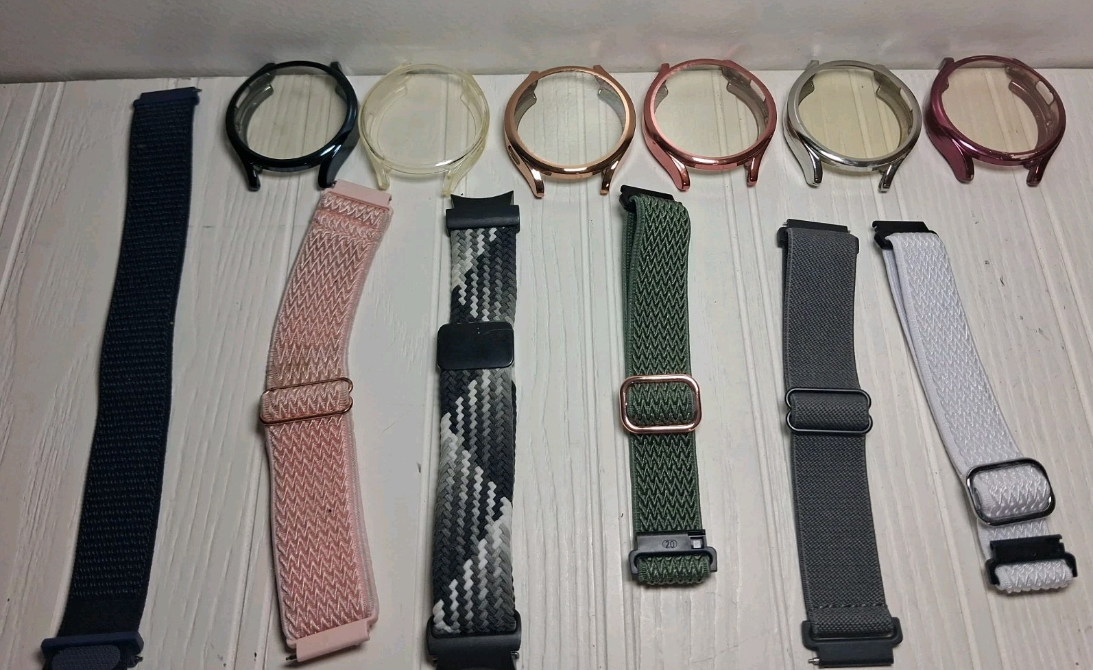 Samsung Galaxy 23 – 44mm – LOT Of 6 BANDS AND 6 WATCH CASES