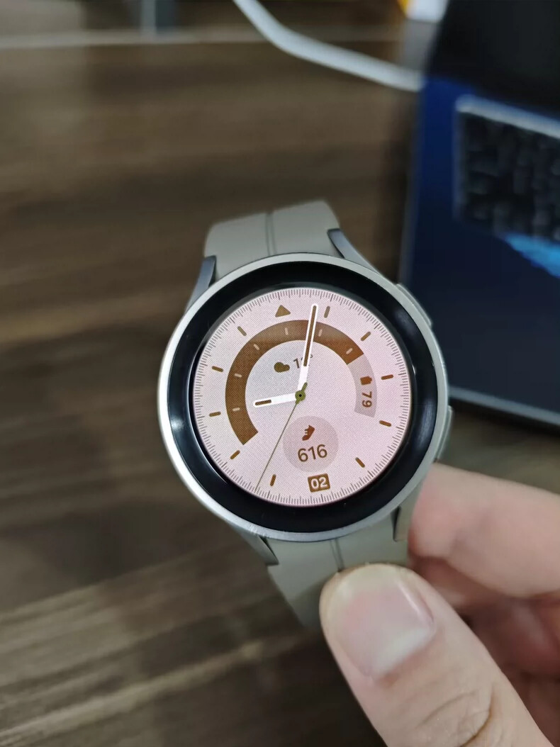 Samsung Galaxy Watch 5 Pro 45mm Smartwatch with GPS Heart Rate – Bluetooth