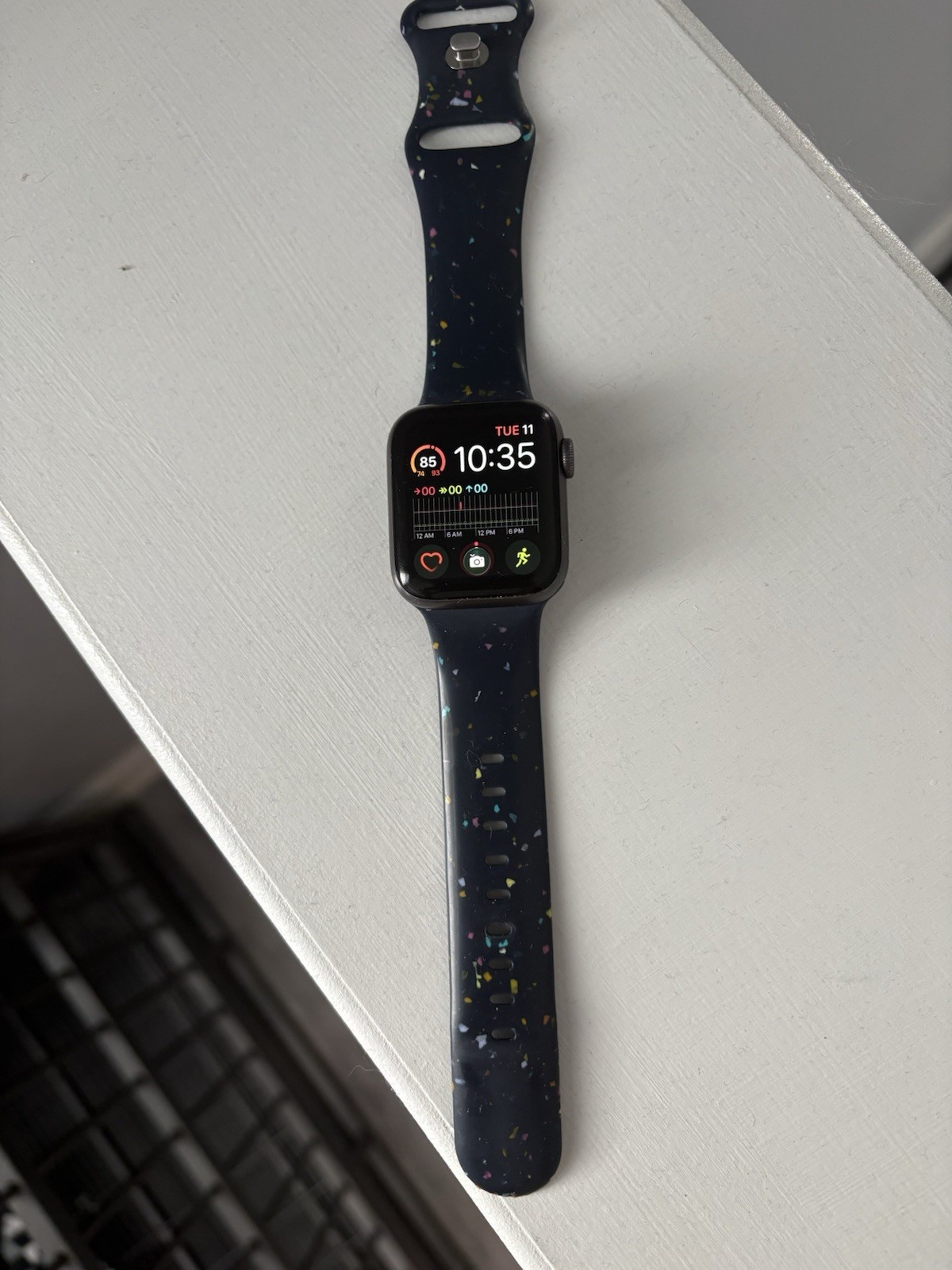 Apple Watch Series 6 40mm Aluminum Gray Case GPS ECG Smartwatch
