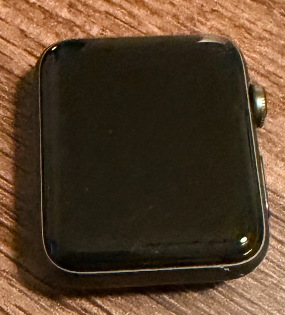 Apple Watch Nike+ 42mm Aluminum Case Black/Cool Gray Sport Band – (MNYY2LL/A)