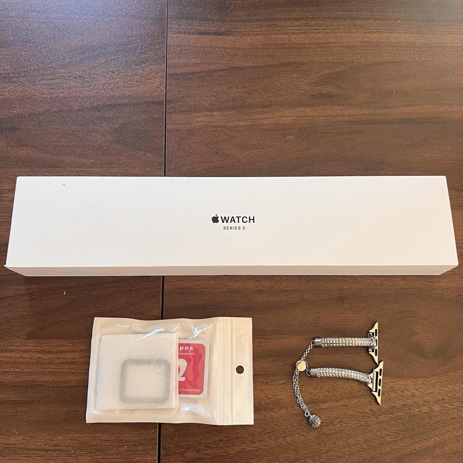 Apple Watch 3 GPS White Band 38mm Silver 90% Battery Model MTEY2LL/A Complete +
