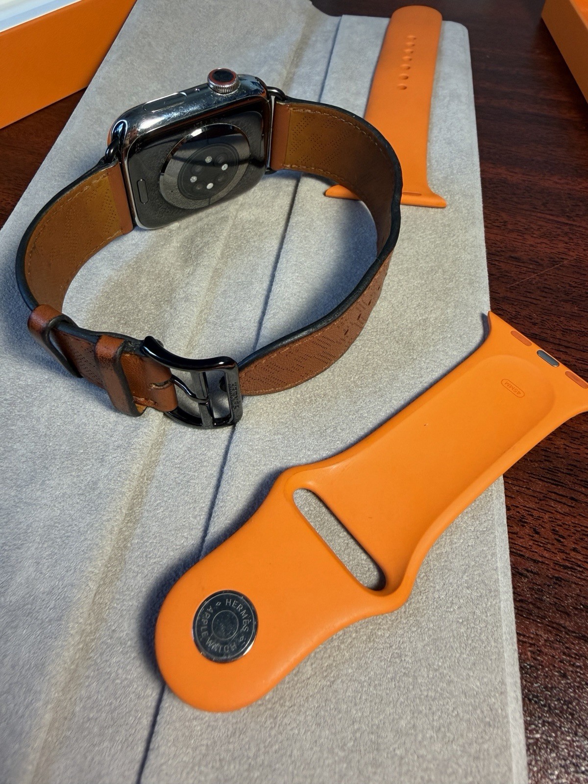 Apple Watch Hermes Series 8 GPS + Cellular, 45mm Silver Stainless Steel Case