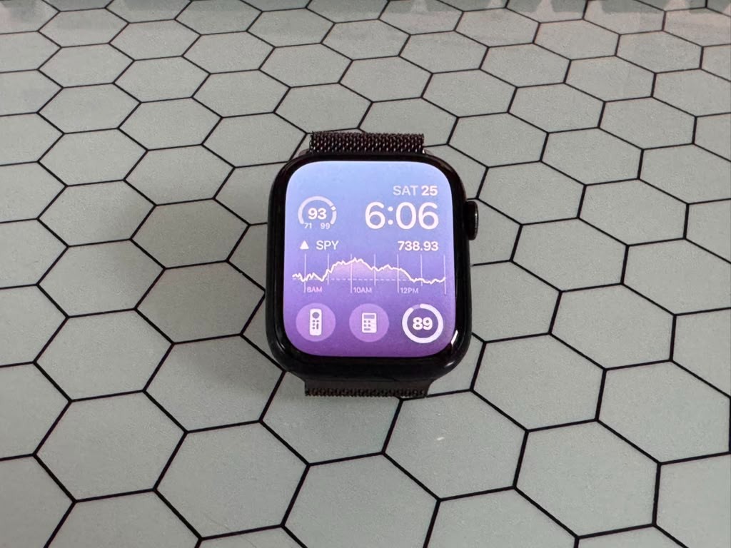 Apple Watch Series 7 45mm Aluminum Case- Midnight, metal mesh band