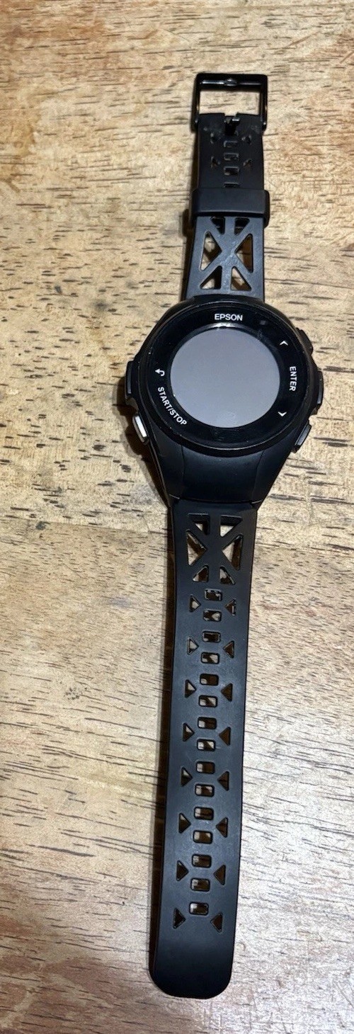 Seiko Epson J300 Sport Watch Bluetooth Smartwatch