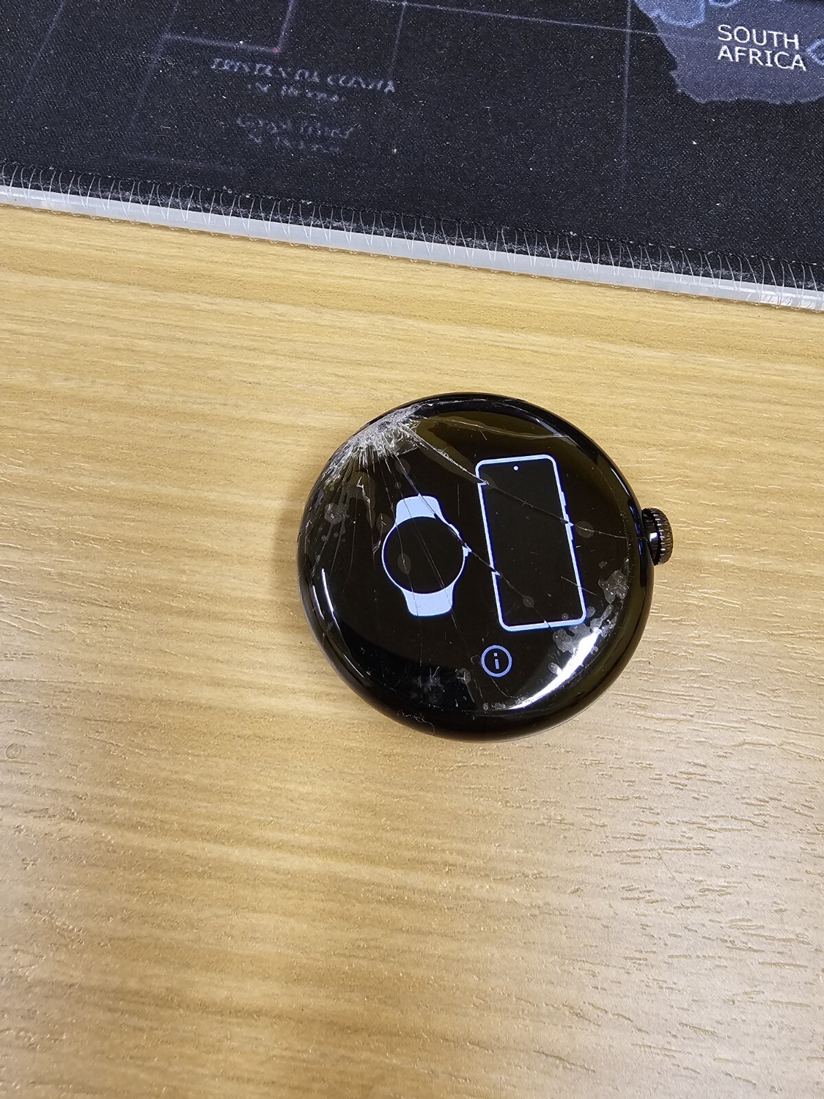 Google Pixel Watch Wifi – Black/Obsidian – Cracked