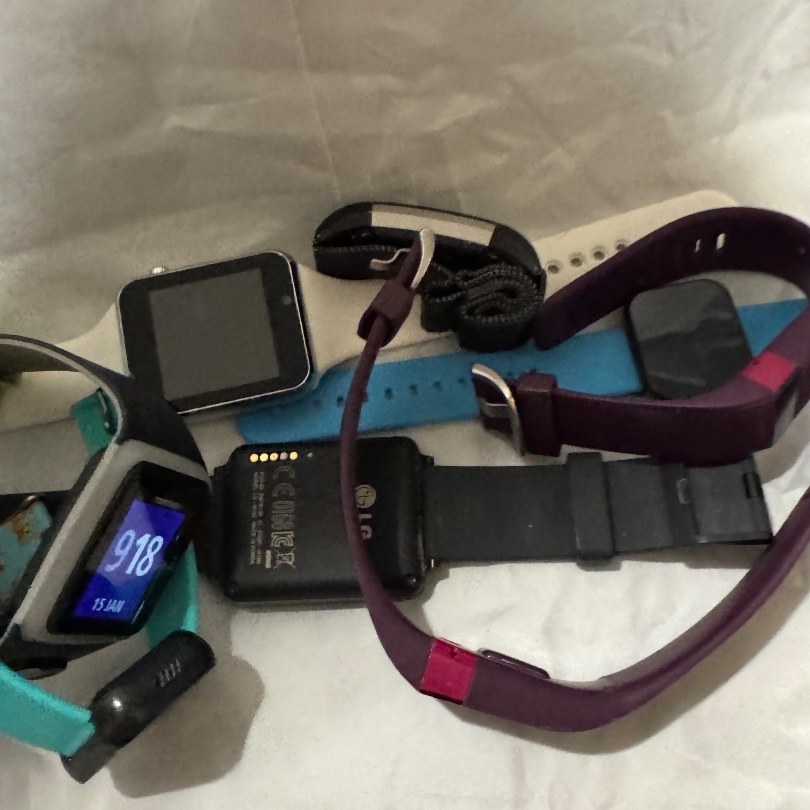 31 Smart Watches and 20+ Bands: Apple, Fitbit, Armitron, and More! 6.1 lbs