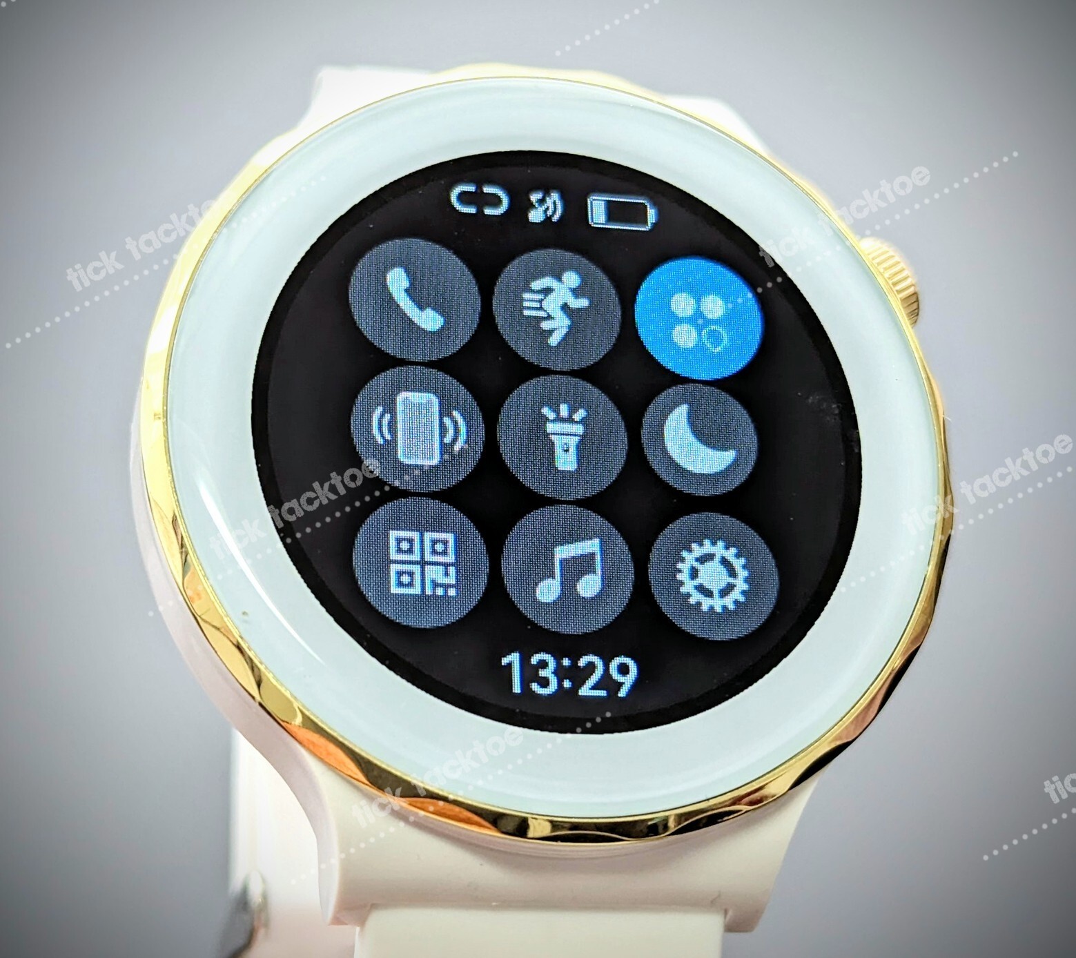 Heart Rate SmartWatch Connect Smartphone Built In Microphone Speaker Touchscreen