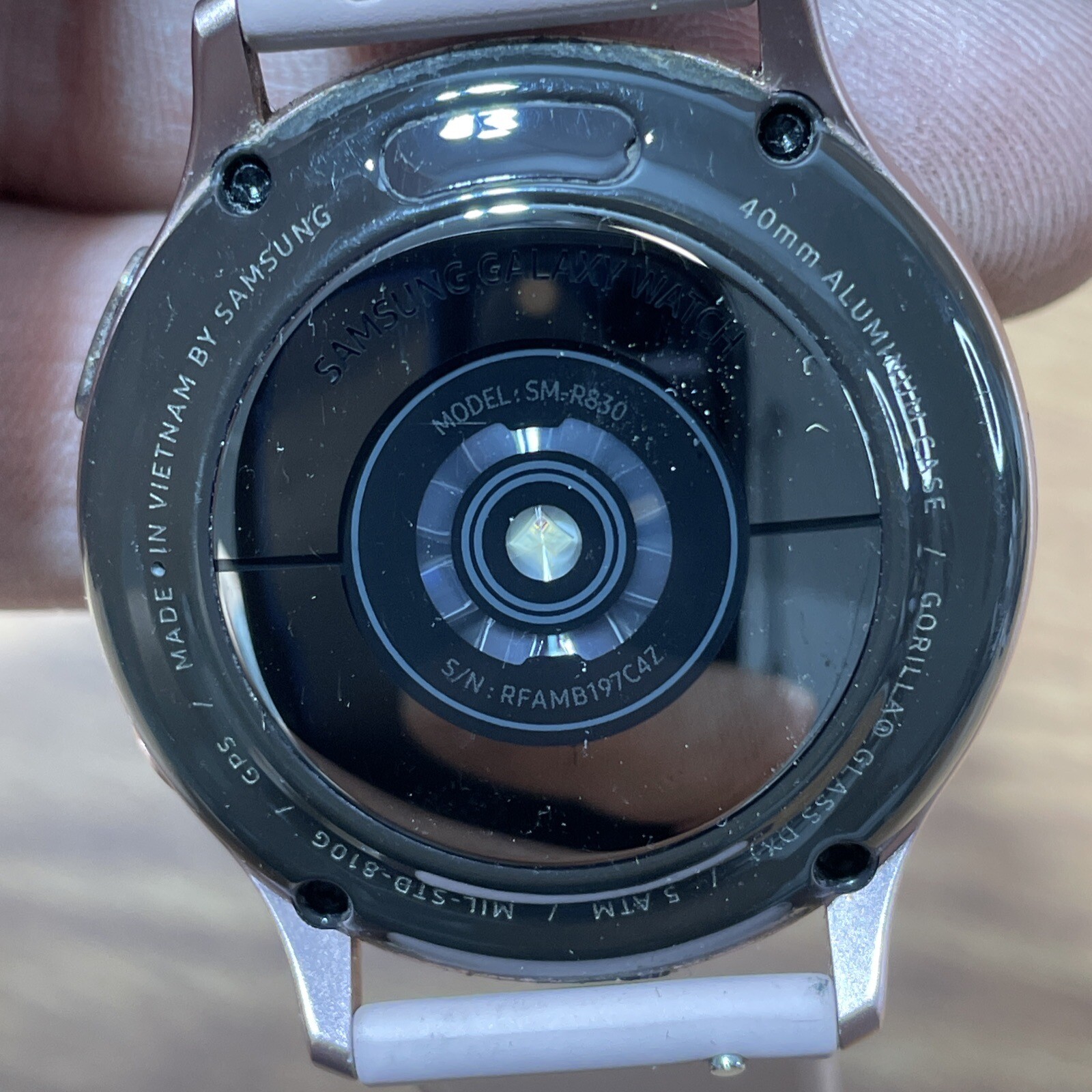 Samsung Galaxy Watch Active 2 SM-R830 40mm Aluminum Case with Sport Band Smartw…