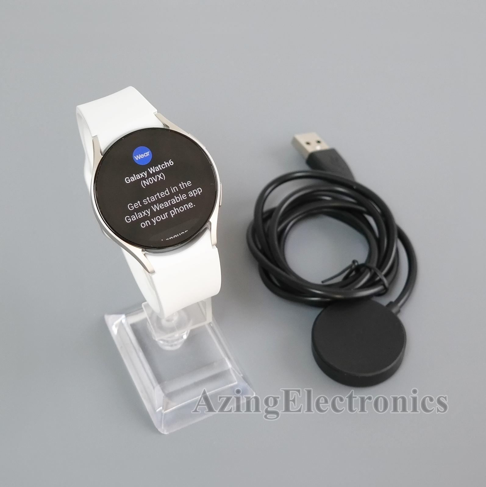 Samsung Galaxy Watch6 SM-R930 40mm Gold Aluminum Case White Sport Band (Good)