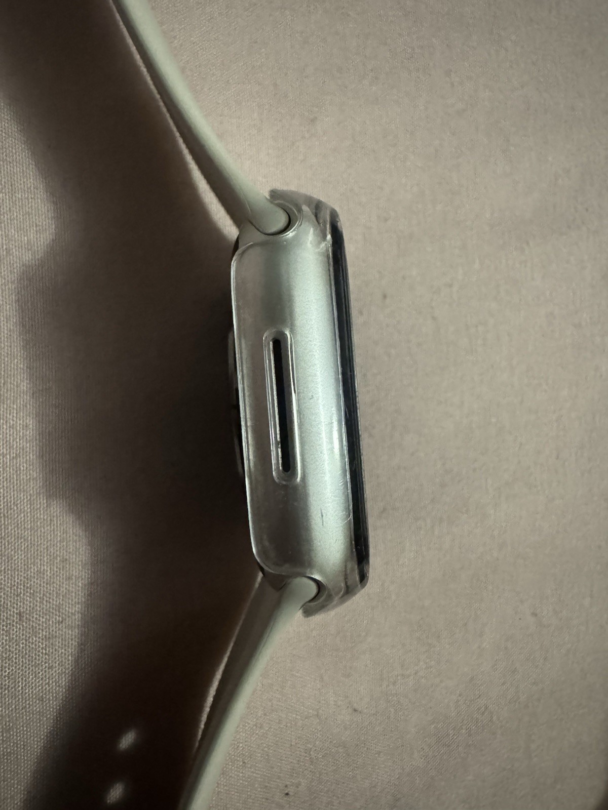 Apple Watch Series 7 GPS 41mm Aluminum Case Sport Band – Starlight MKMY3LL/A