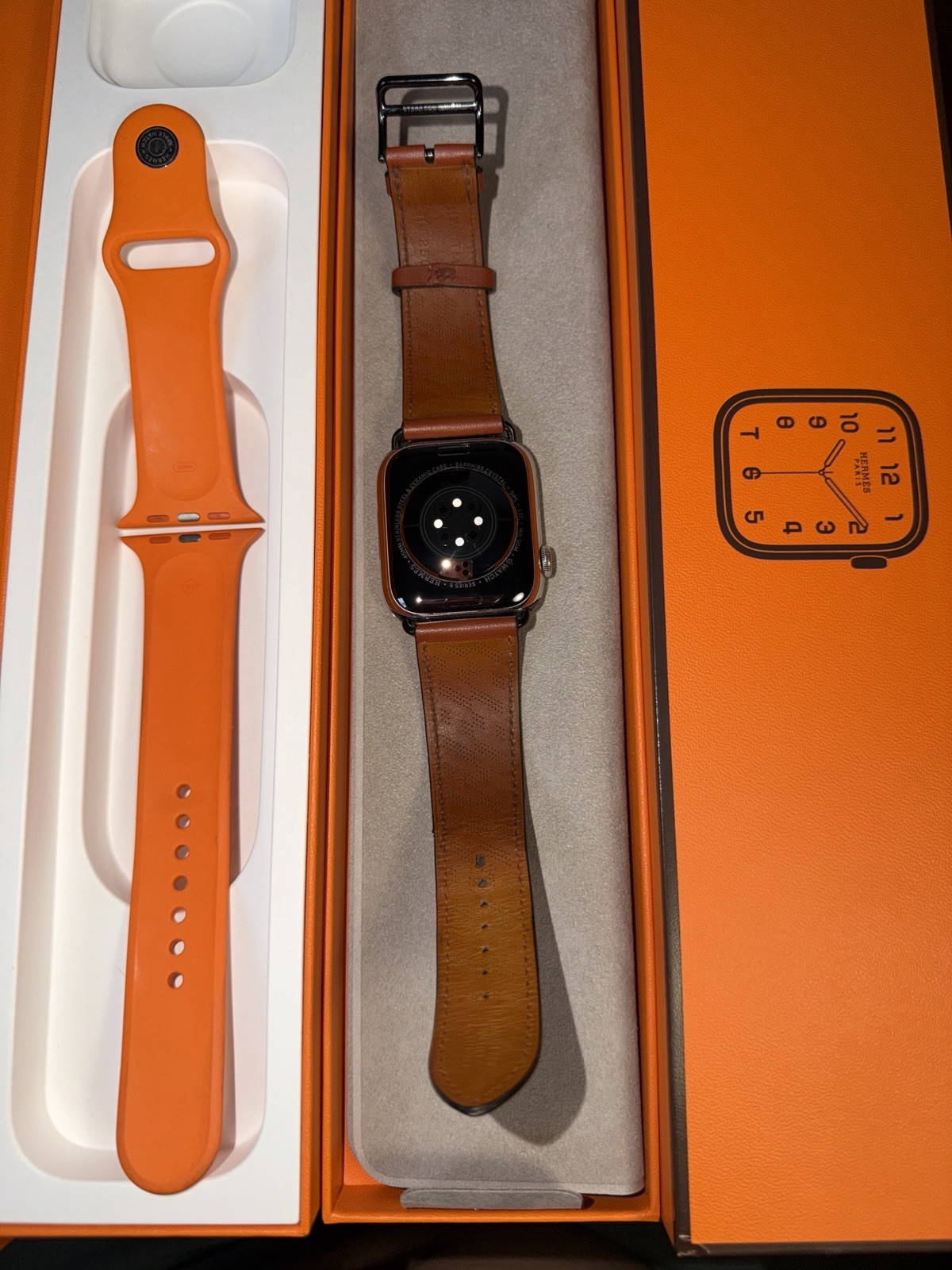 Apple Watch Hermes Series 8 GPS + Cellular, 45mm Silver Stainless Steel Case