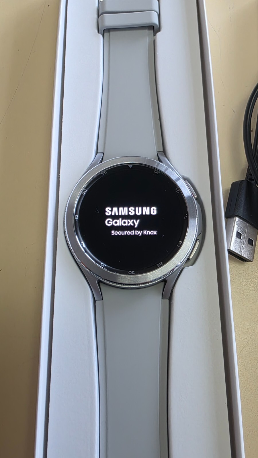 Samsung Galaxy Watch 4 classic Bluetooth/Wi-Fi/GPS 46mm Smart Watch – Good