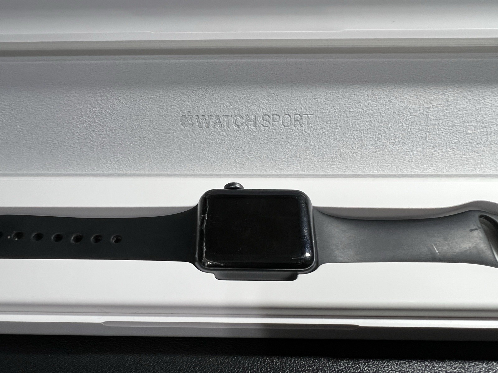 Apple Watch Sport (1st Generation) 38mm Space Grey Aluminum Used w/ Case & Box