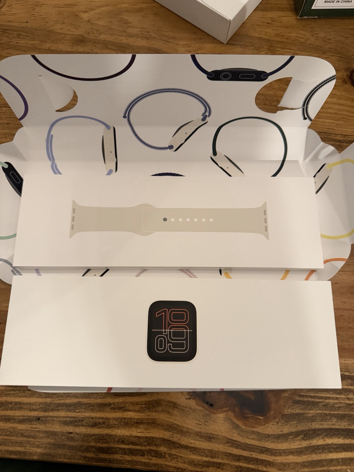 Apple Watch SE 3 40mm Midnight Aluminum – Midnight Sport Band MEP94LW/A