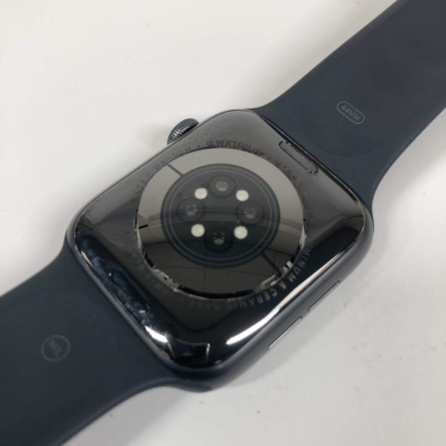 Broken Unlocked Apple Watch Series 6 44MM Aluminum Black Band M07H3LL/A READ