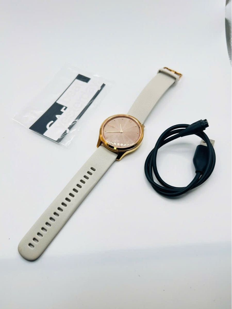 Garmin Vivomove Luxe Smartwatch Leather 42mm 18K Rose Gold