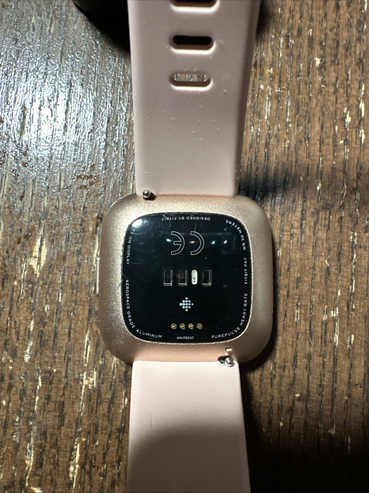 Fitbit Versa 2 – Health & Fitness Smart Watch Copper Rose / Pink Band FB507