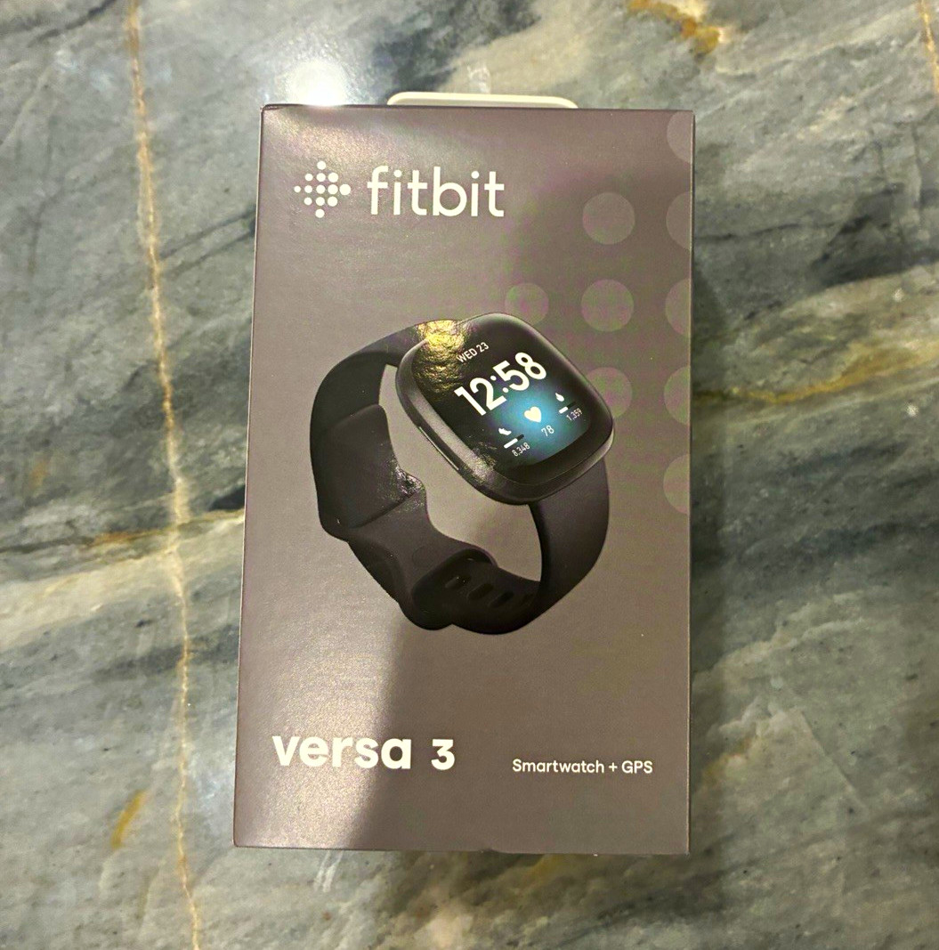 Fitbit Versa 3 GPS Smartwatch 40mm Black Aluminum Case Black Silicone Band HR