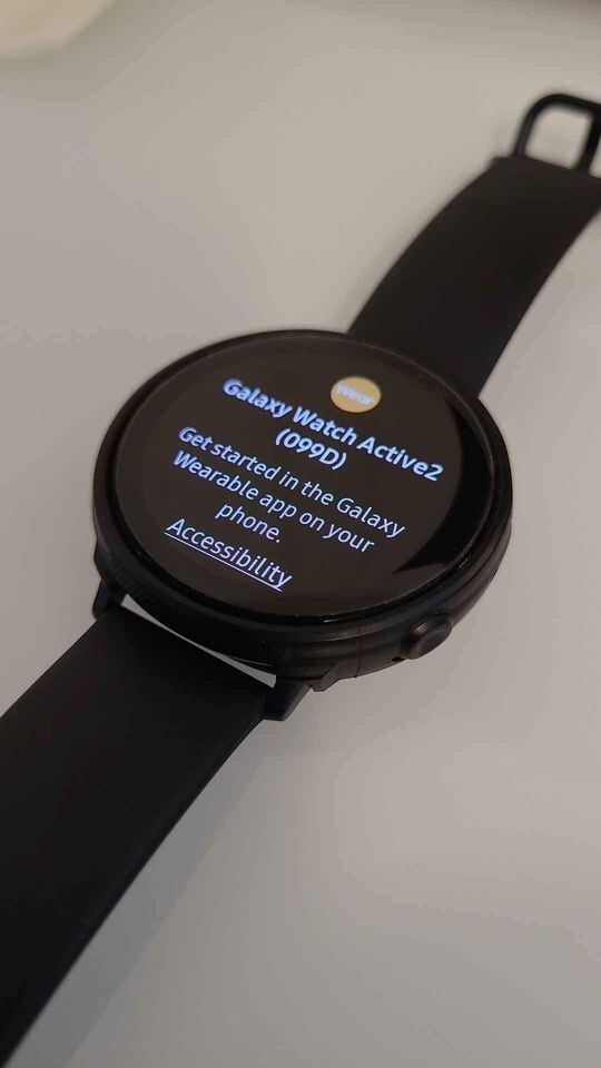Samsung Galaxy Watch Active 2 SM-R820 44mm Aluminum Case with Sport Band…