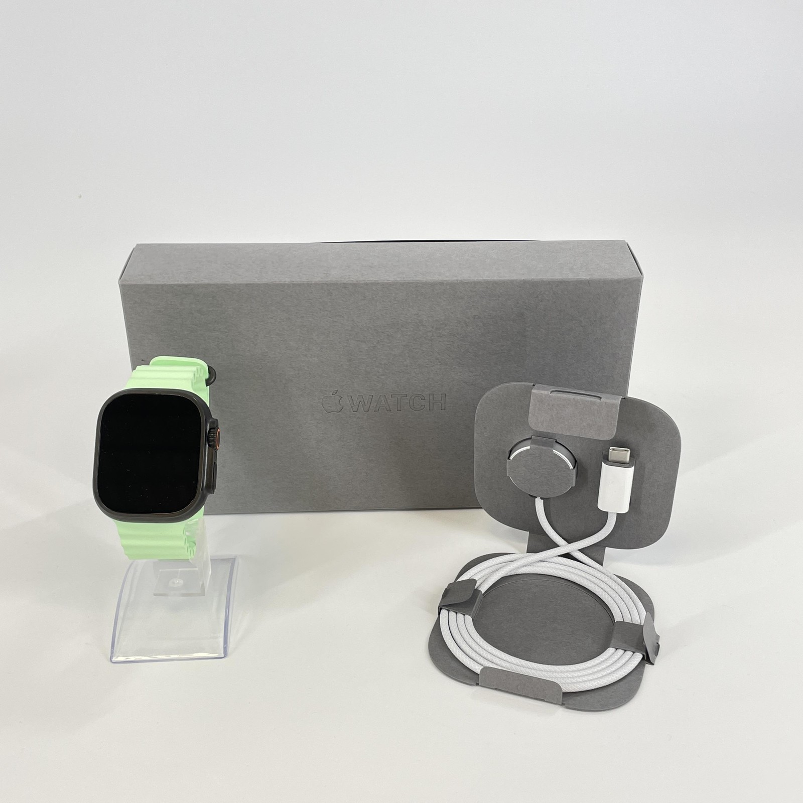 Apple Watch (Ultra 3) 49mm Black Titanium (LTE) w/ Neon Green Ocean – Excellent