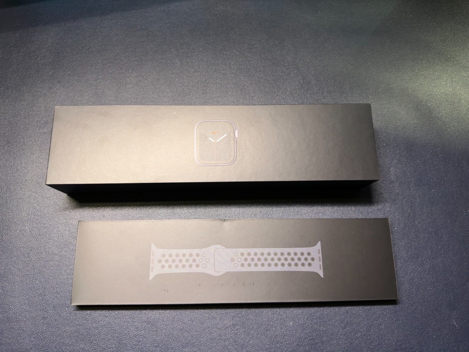 Apple Watch Series 5 Nike 44mm Space Gray Cellular, accessories, original packag