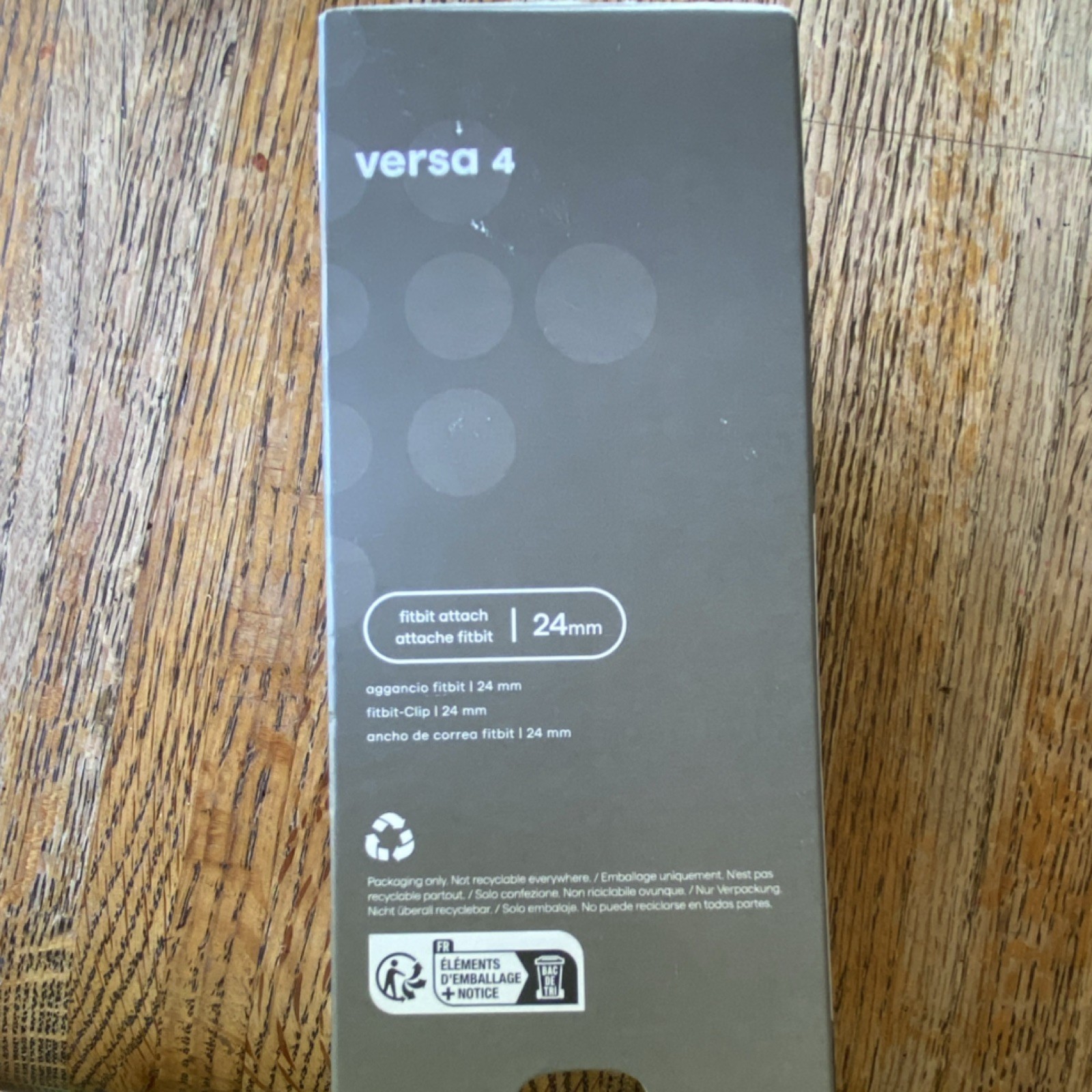 Fitbit Versa 4 Fitness Tracker Graphite Aluminum Case Black Silicone Band 24mm