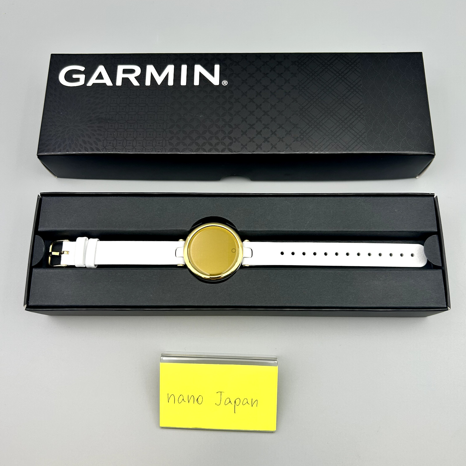 Garmin Lily Classic Fitness Smartwatch White Leather Light Gold Used Tested JP