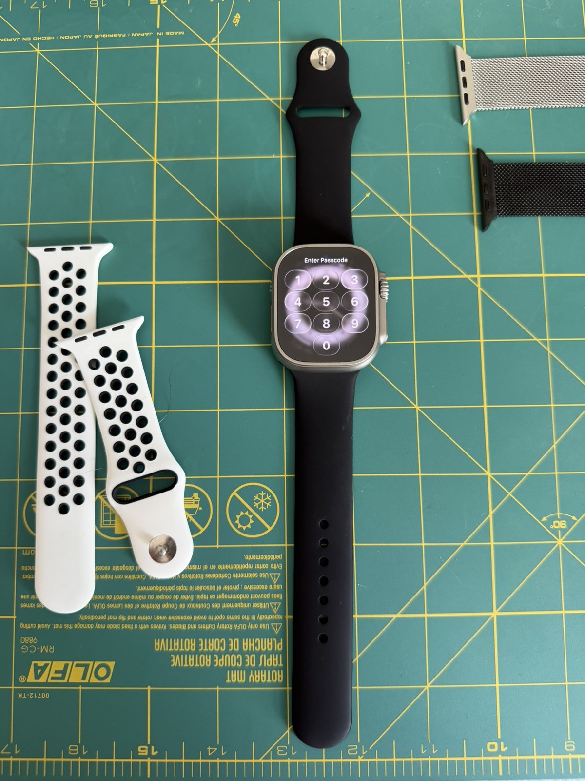 Apple Watch Ultra 1 49mm Titanium Case (GPS + Cellular) with 6 straps